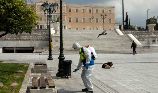 Situata me Covid ne Greqi: Rikthehet lockdown, mbyllen shkollat ne Athine